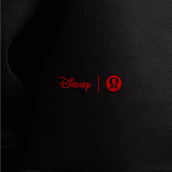 Disney x lululemon *Fleece Oversized pullover size Small - Picture 6 of 6